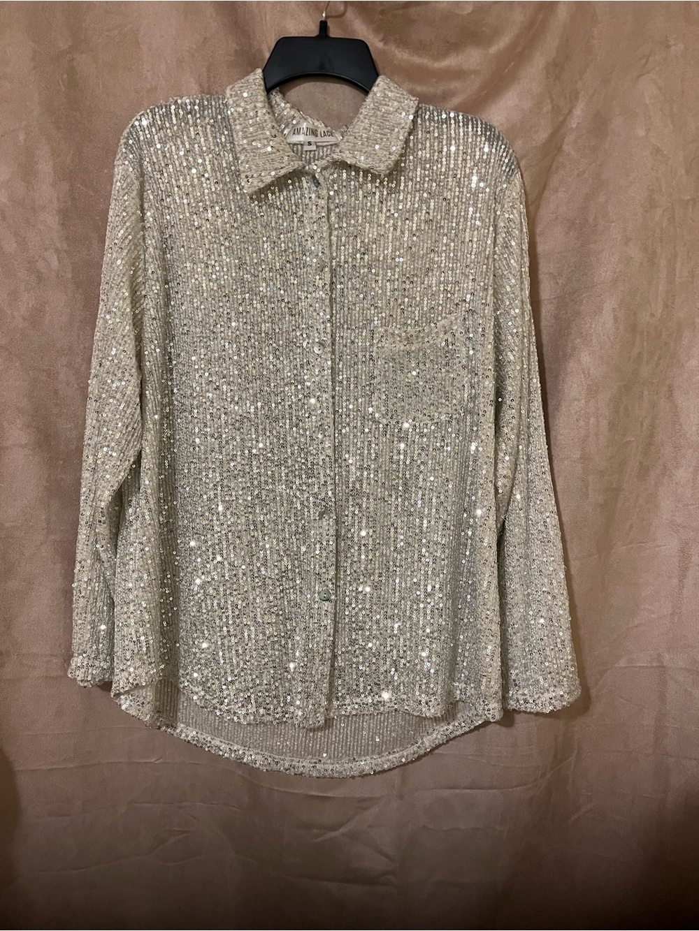 Women’s Amazing Lace Sequin Button-Up Shirt in off White/silver Size Small